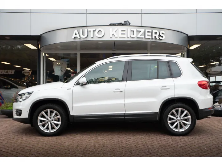 Volkswagen Tiguan 2.0 TDI Sport&Style 4Motion DSG  Image 3