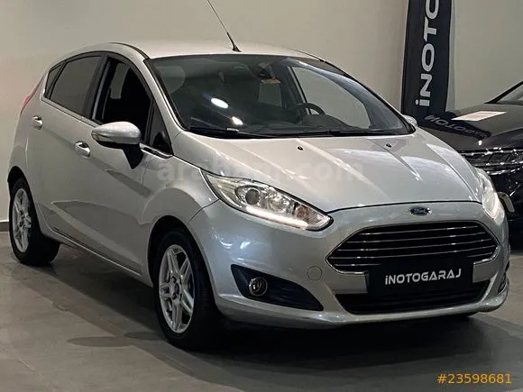 Ford Fiesta 1.0 GTDi Titanium Image 1